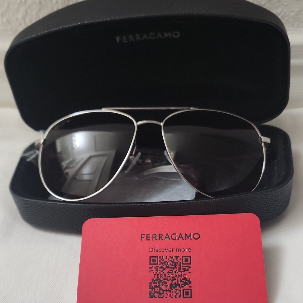 Ferragamo *AUTHENTIC  Silver/Brown UNISEX Aviator Sunglasses